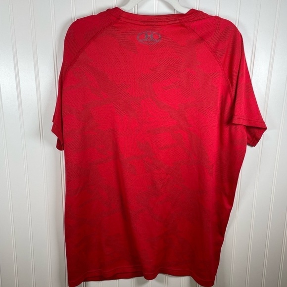 Under Armor, athletic tee - Picture 3 of 4